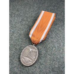 GERMAN "ATLANTIC WALL" MEDAL